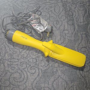Drybar Straightener
